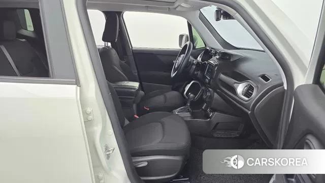 Jeep Renegade 2021 Белый из Кореи, фото 2