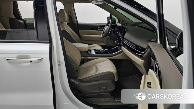 Kia The New Carnival 4th Generation 2023 Белый из Кореи, фото 2