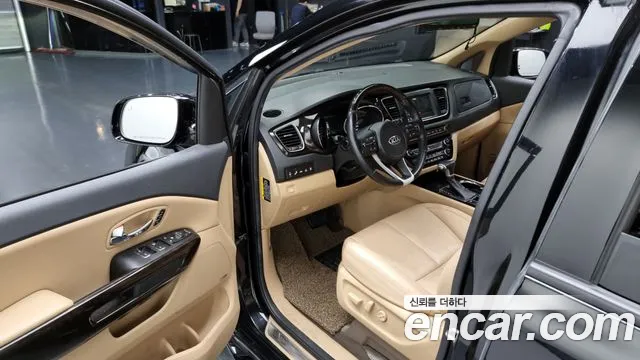 Kia The New Carnival 2020 Черный из Кореи, фото 2