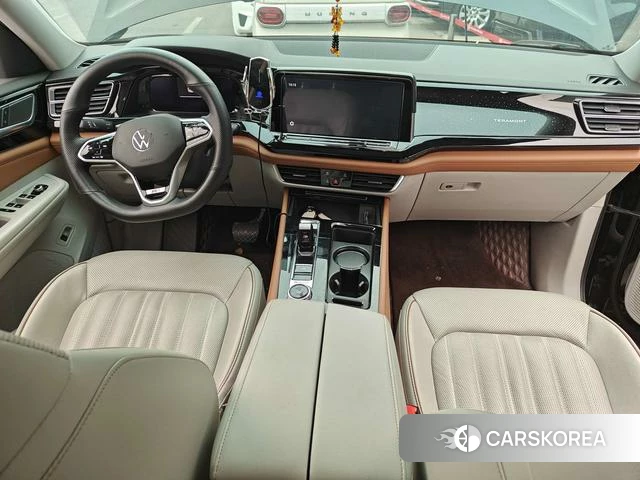 Volkswagen Tourang 2022 Черный из Китая, фото 2