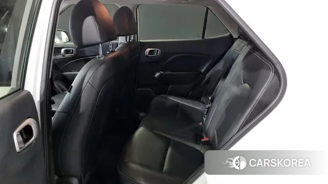 Hyundai Venue 2022 Белый из Кореи, фото 2