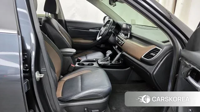 Kia Seltos 2020 Серый из Кореи, фото 2