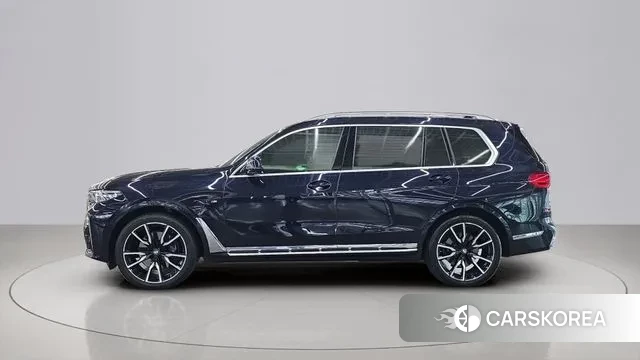 BMW X7 (G07) 2020 Черный из Кореи, фото 2