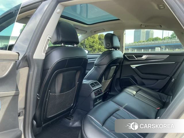 Audi A7 2022 Черный из Китая, фото 2