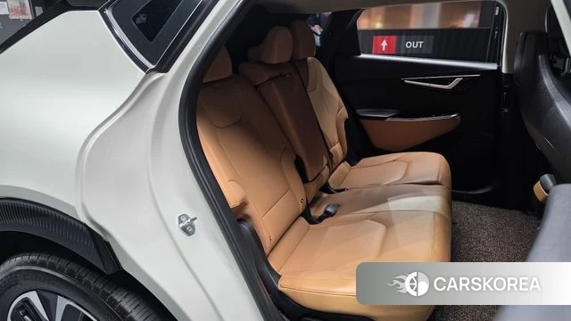 Kia EV6 2023 Жемчужный цвет из Кореи, фото 2