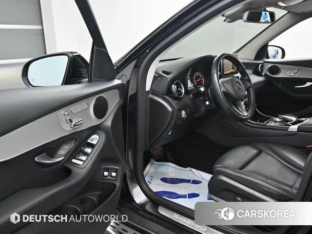 Mercedes-Benz GLC-Class X253 2018 Черный из Кореи, фото 2