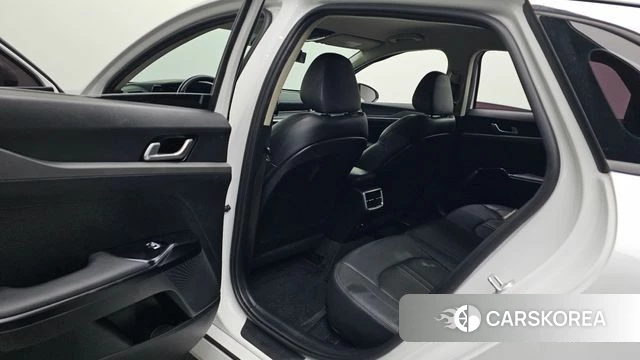 Kia K5 3rd generation 2021 Белый из Кореи, фото 2