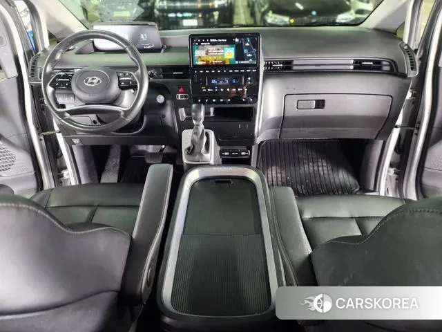 Hyundai Staria 2022 Серый из Кореи, фото 2