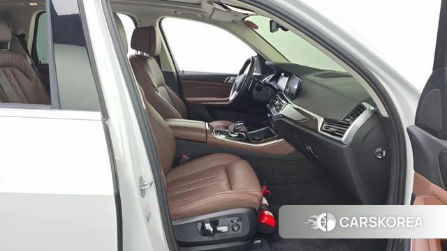 BMW X5 (G05) 2022 Белый из Кореи, фото 2