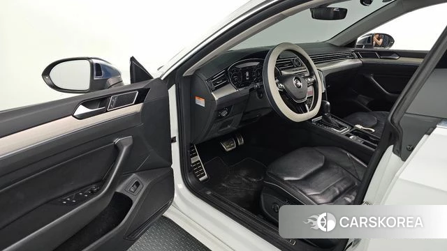 Volkswagen Arteon 2019 Белый из Кореи, фото 2