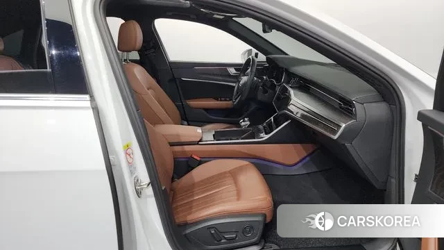 Audi A6 (C8) 2020 Белый из Кореи, фото 2