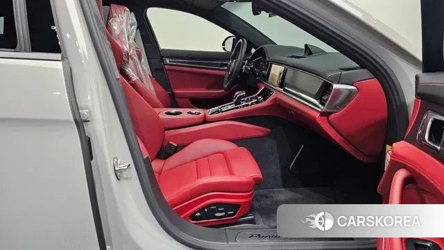 Porsche Panamera (971) 2023 Серебристо-серый из Кореи, фото 2