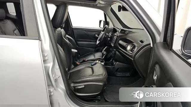 Jeep Renegade 2019 Серебряный из Кореи, фото 2