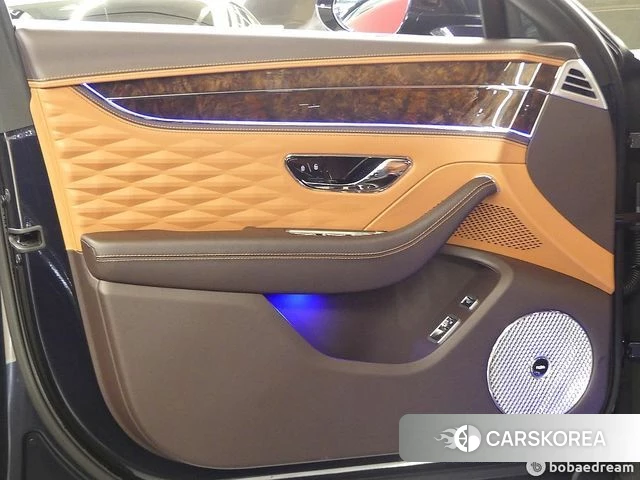 Bentley Flying Spur 3rd Generation 2023 Синий из Кореи, фото 2