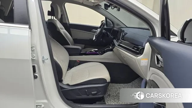 Kia Sportage 5th Generation Hybrid 2022 Белый из Кореи, фото 2