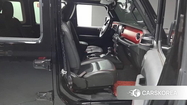 Jeep Wrangler (JL) 2022 Черный из Кореи, фото 2