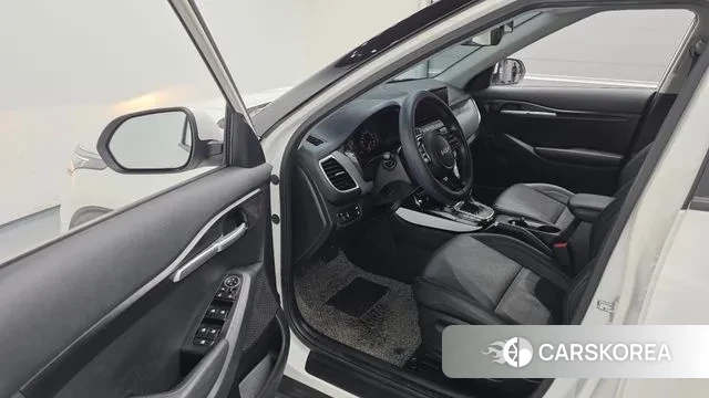 Kia Seltos 2022 Белый из Кореи, фото 2