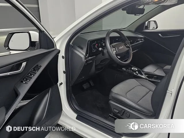 Kia Di Ol Nu Niro 2025 Белый из Кореи, фото 2