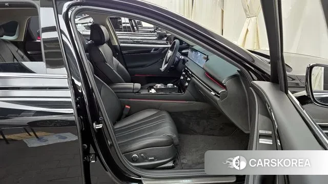 Genesis G80 (RG3) 2025 Черный из Кореи, фото 2