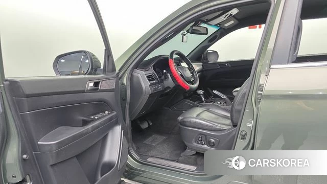 Ssangyong The New Rexton Sports Cannes 2021 Темно-зеленый из Кореи, фото 2