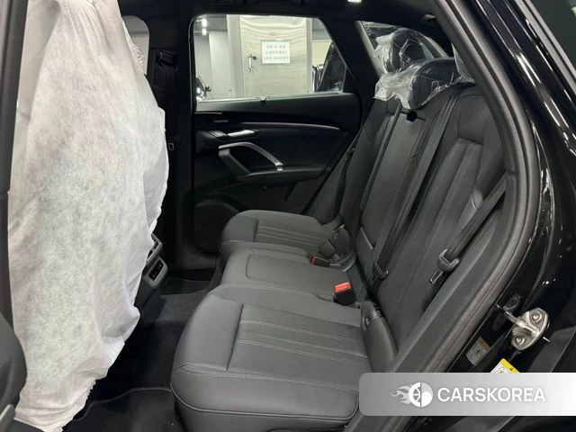Audi Q5 (80A) 2025 Черный из Кореи, фото 2