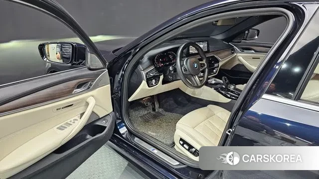 BMW 5 Series (G30) 2020 Синий из Кореи, фото 2