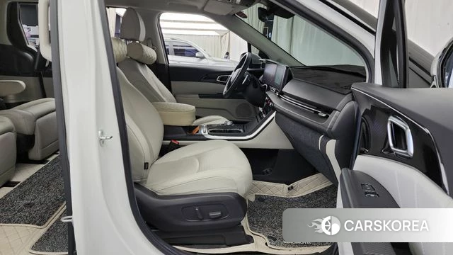 Kia Carnival 4th generation 2022 Белый из Кореи, фото 2
