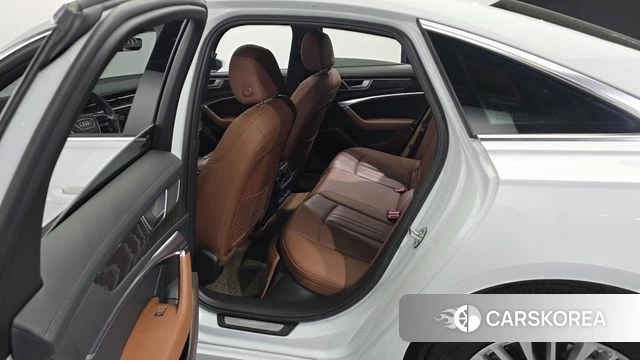 Audi A6 (C8) 2020 Белый из Кореи, фото 2