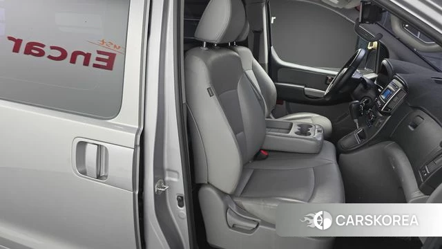 Hyundai The New Grand Starex 2019 Серебряный из Кореи, фото 2
