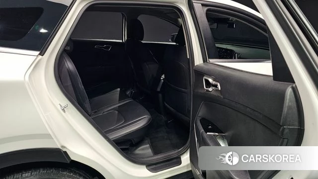 Kia Sportage 5th Generation 2022 Белый из Кореи, фото 2