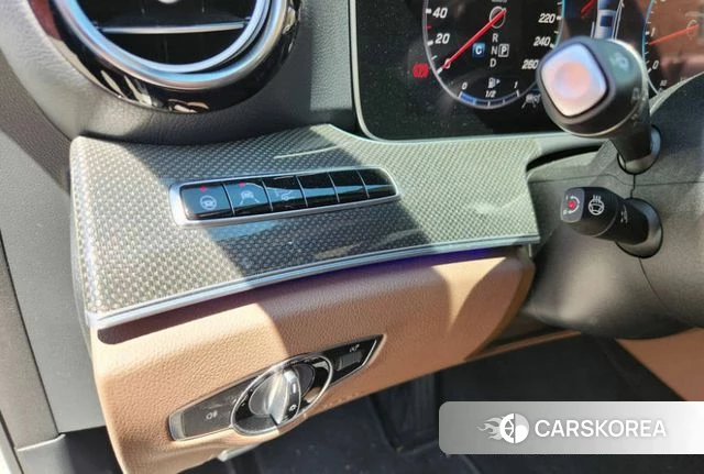 Mercedes-Benz E-Class W213 2020 Белый из Кореи, фото 2