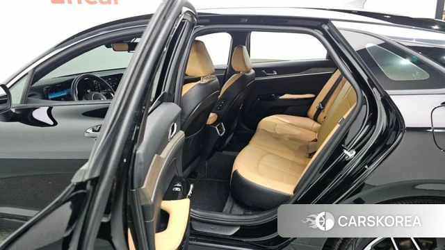 Kia K5 3rd generation 2021 Черный из Кореи, фото 2