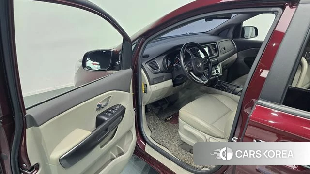 Kia All New Carnival 2018 Красный из Кореи, фото 2