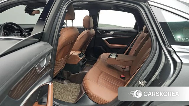Audi A6 (C8) 2021 Серый из Кореи, фото 2
