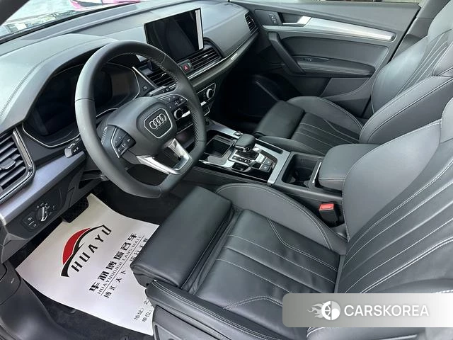 Audi Q5L Sportback 2022 Черный из Китая, фото 2