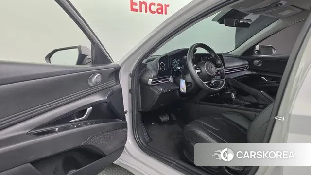 Hyundai Avante (CN7) 2020 Серебристо-серый из Кореи, фото 2