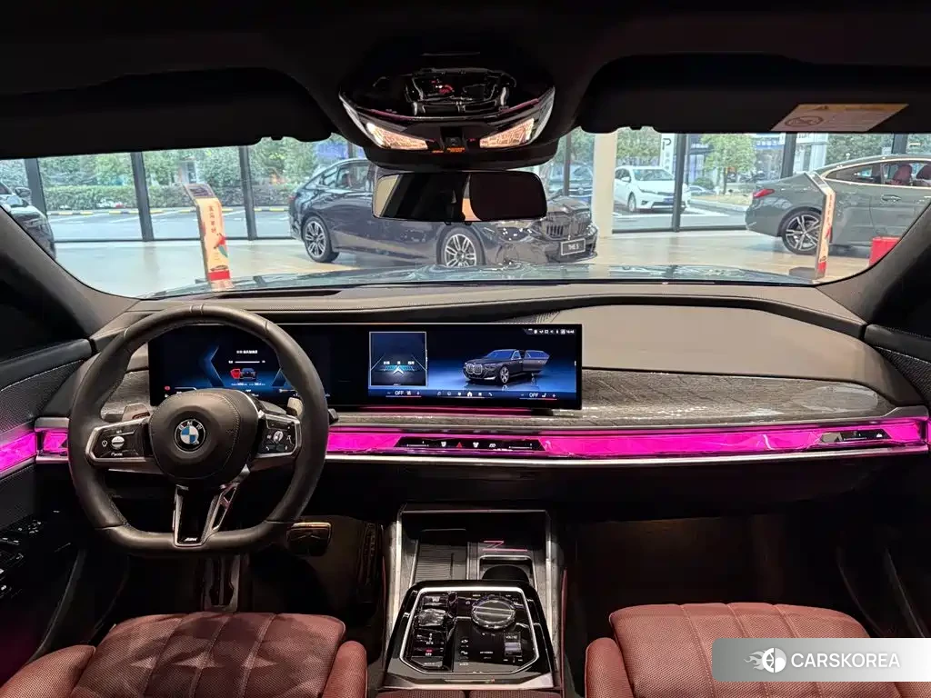 BMW 7 series 2025 Silver/gray из Китая, фото 2
