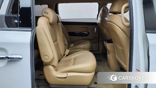 Kia The New Carnival 2019 Белый из Кореи, фото 2