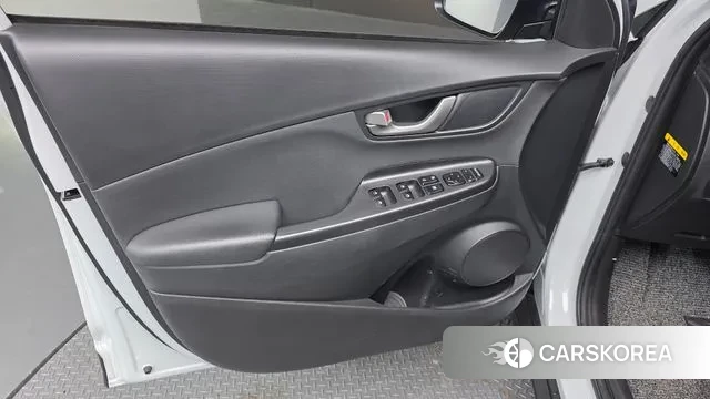 Hyundai Kona 2018 Белый из Кореи, фото 2