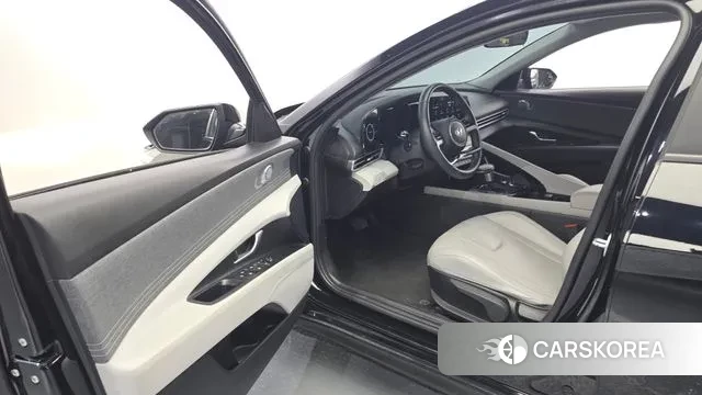 Hyundai Avante Hybrid (CN7) 2021 Черный из Кореи, фото 2