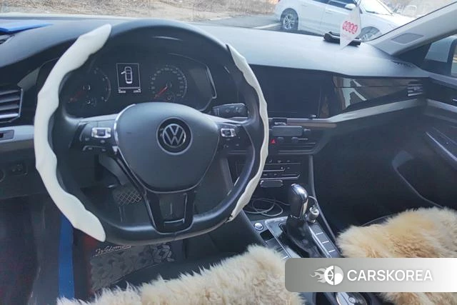 Volkswagen Bora 2021 Белый из Китая, фото 2