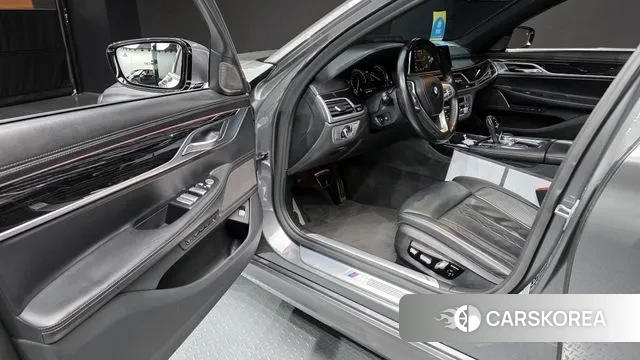 BMW 7 Series (G11) 2019 Серый из Кореи, фото 2