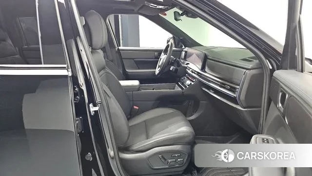 Hyundai Santa Fe (MX5) 2024 Черный из Кореи, фото 2