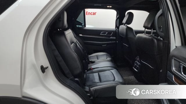 Ford Explorer 2018 Белый из Кореи, фото 2