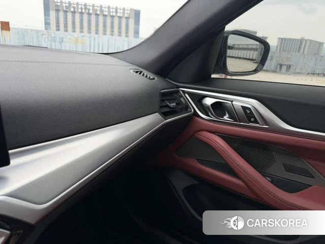 BMW i4 2025 Другой из Китая, фото 2