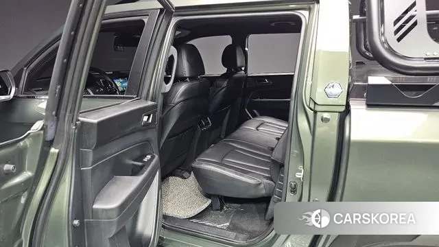 Ssangyong The New Rexton Sport 2023 Темно-зеленый из Кореи, фото 2