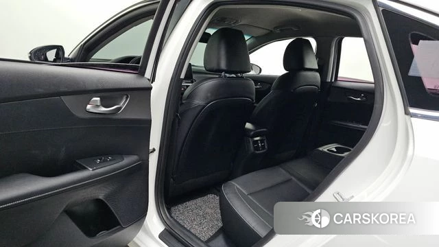 Kia Come New K3 2019 Белый из Кореи, фото 2