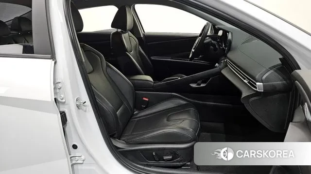 Hyundai Avante (CN7) 2023 Белый из Кореи, фото 2