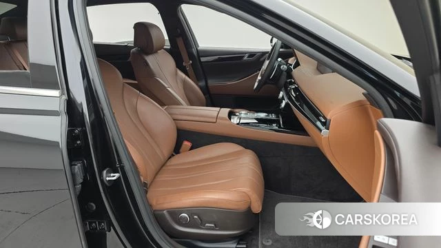 Genesis G80 (RG3) 2022 Черный из Кореи, фото 2