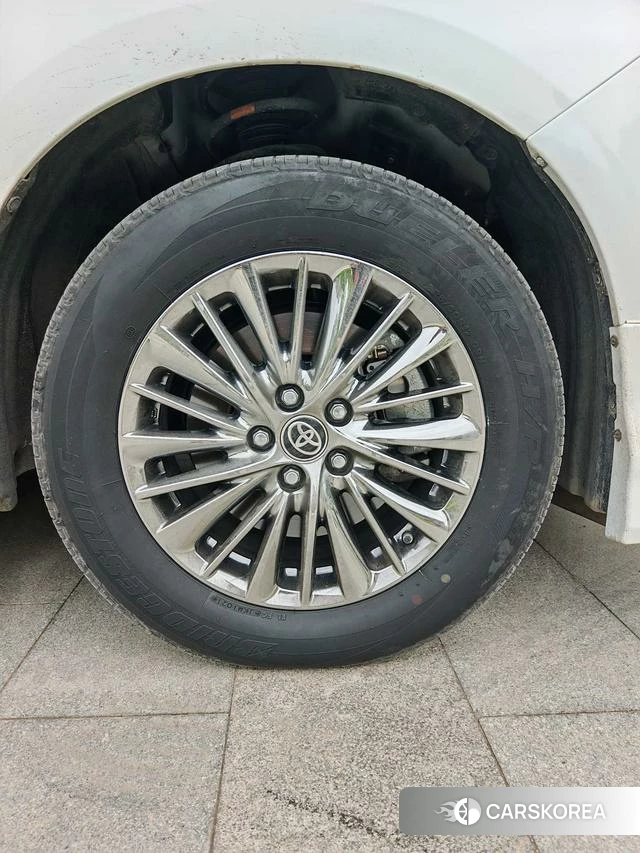 Toyota Elfa 2021 Белый из Китая, фото 2